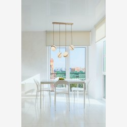 Moderne lysekrone med hvid/tumlet finish